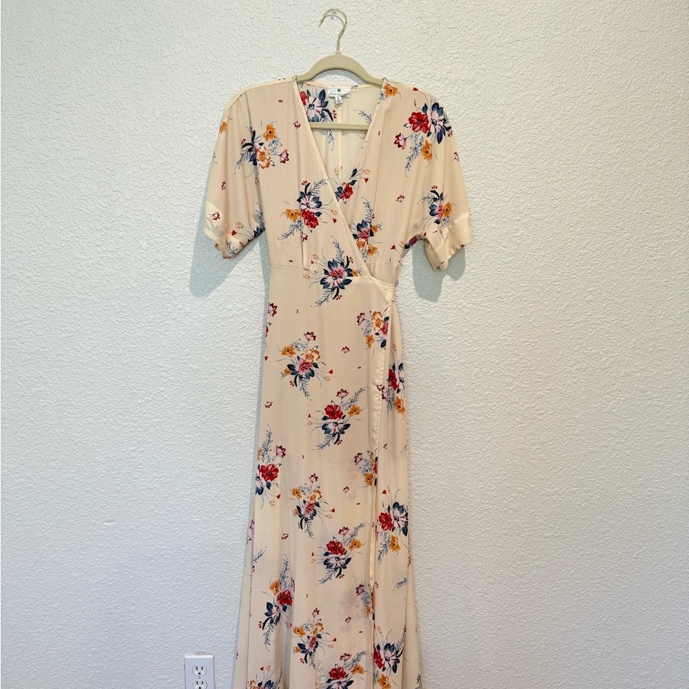 Socialite Cream Floral Maxi Dress